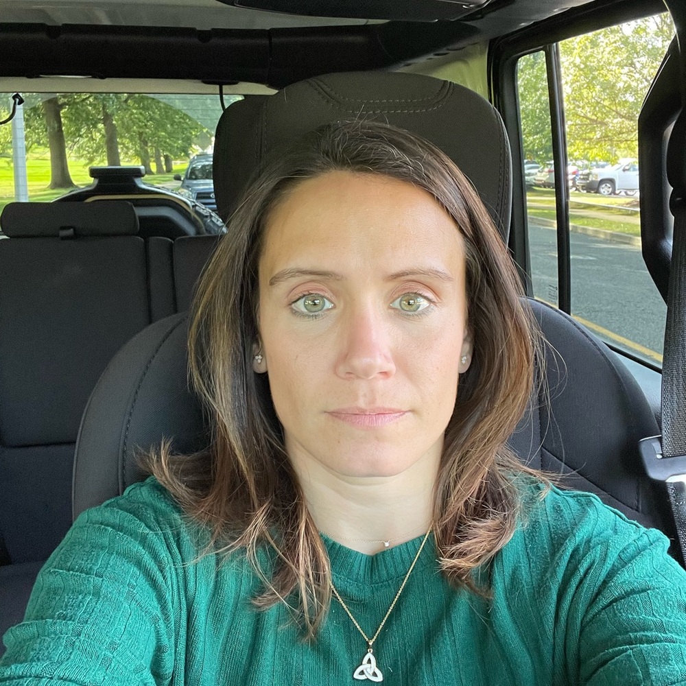 Meet your Posher, Stephanie